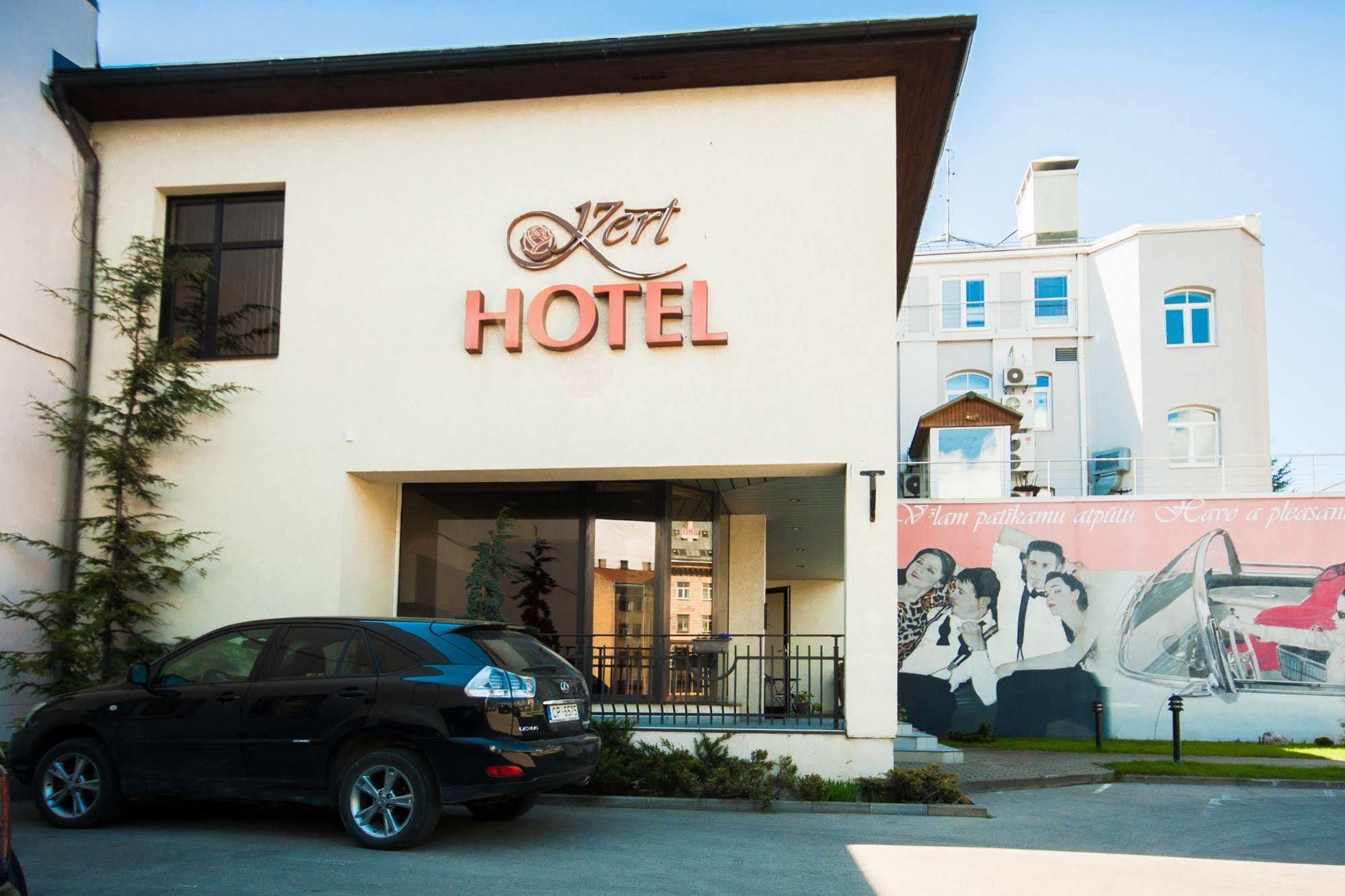 Íbúðahótel Kert Free Parking 3*