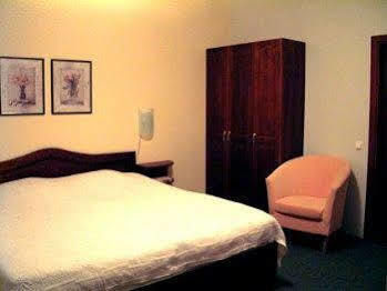 Íbúðahótel Kert Free Parking 3*
